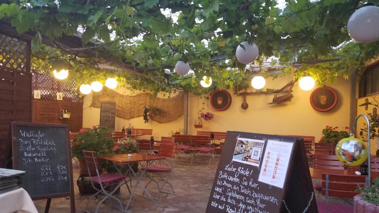 Hotel Restaurant Ruppert Walluf Bagian luar foto