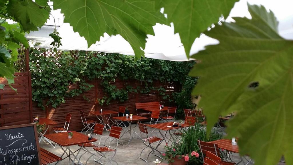 Hotel Restaurant Ruppert Walluf Bagian luar foto